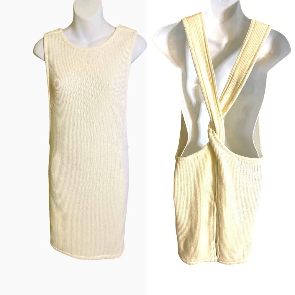 ASILIO Fun Twist Back Dress - Picture 1 of 7